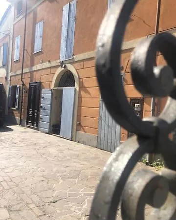 Les Maisons In D'epoca A Montale Rangone *
